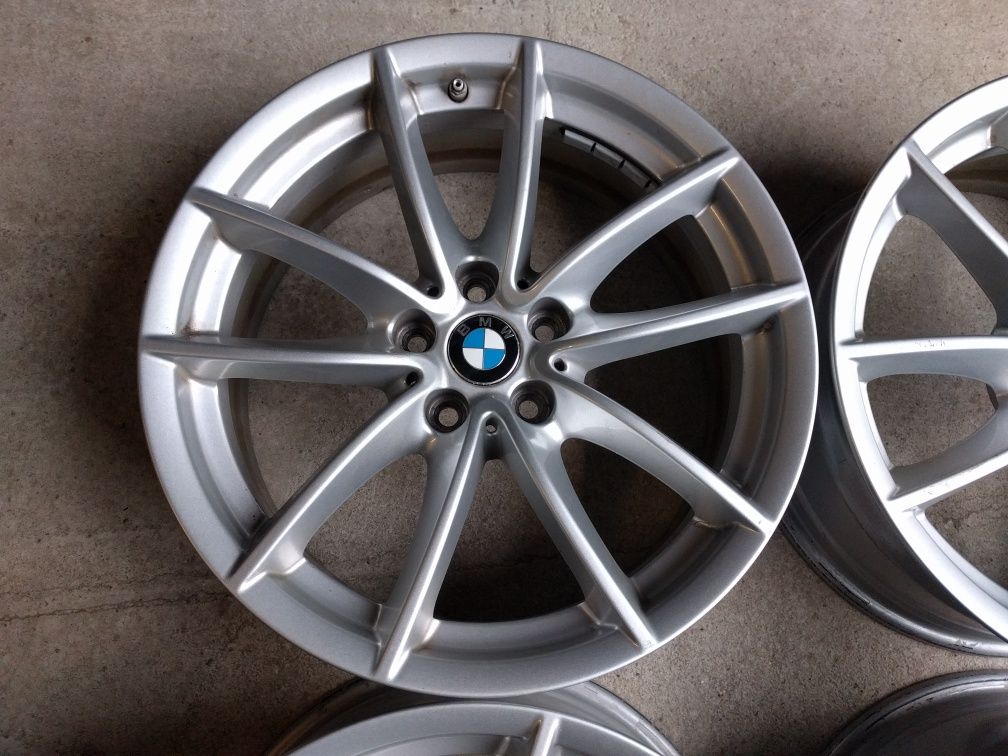 Felgi aluminiowe Oryginal BMW 18cali 5x112 ET22 X3 X4 Czujniki