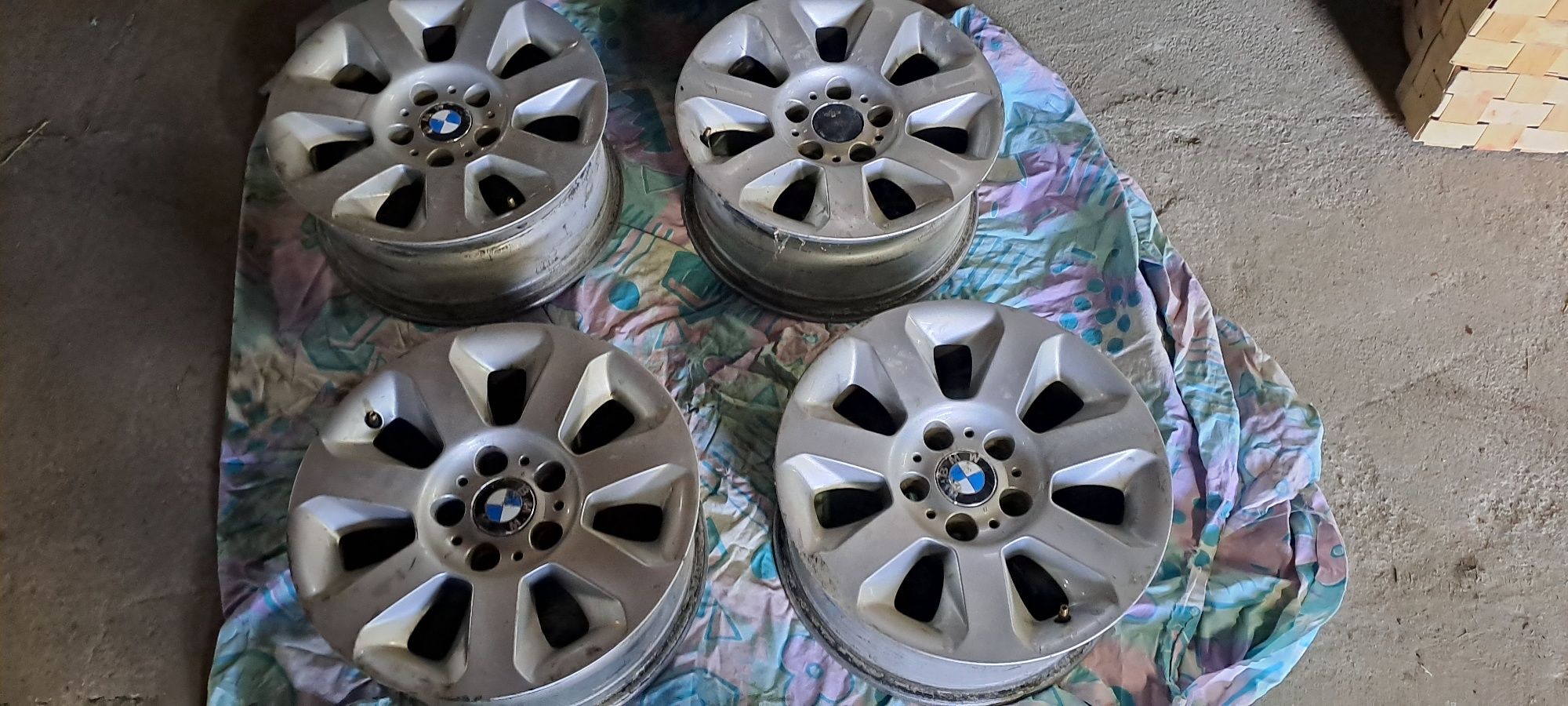 Dwa komplety felg w cenie jednego r17 i r16 !!!