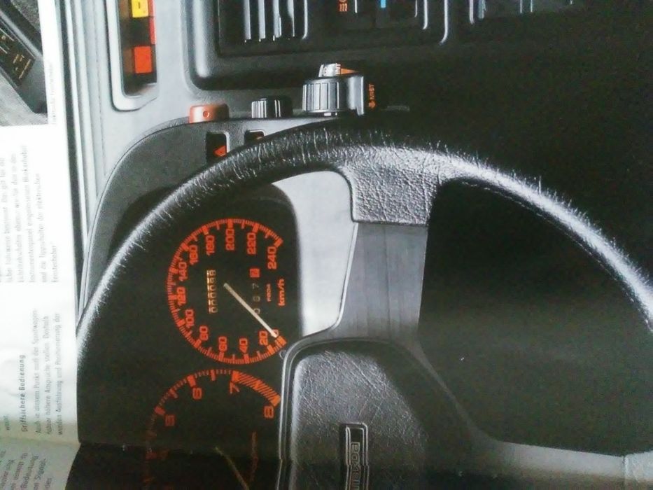 Prospekt samochodowy Mazda RX7