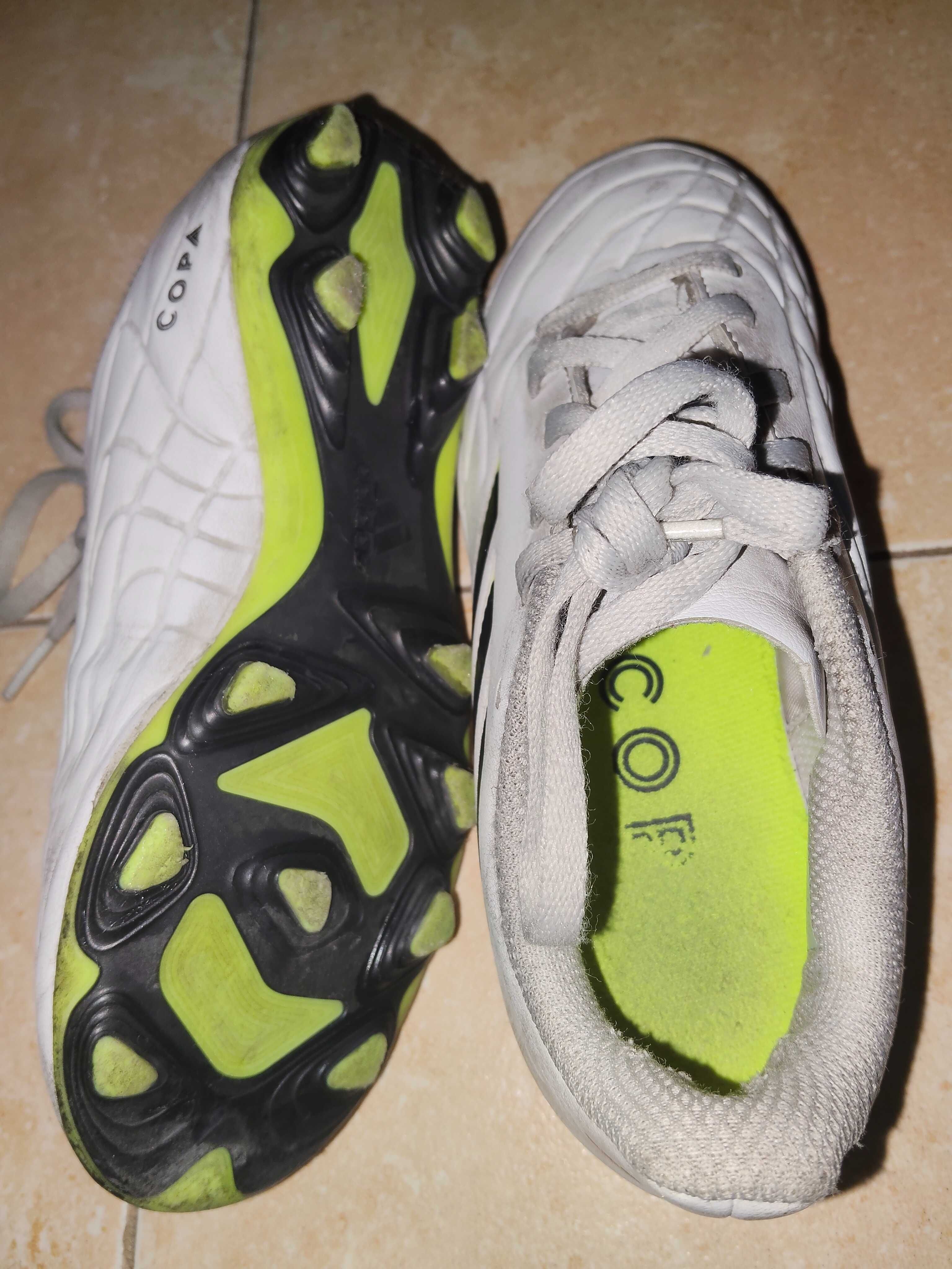 Chuteiras Adidas Copa N°32