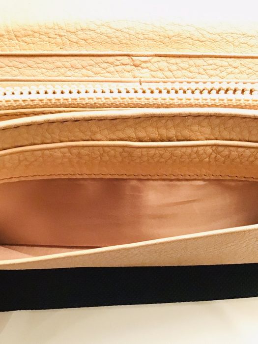 Carteira pele Bimba e Lola