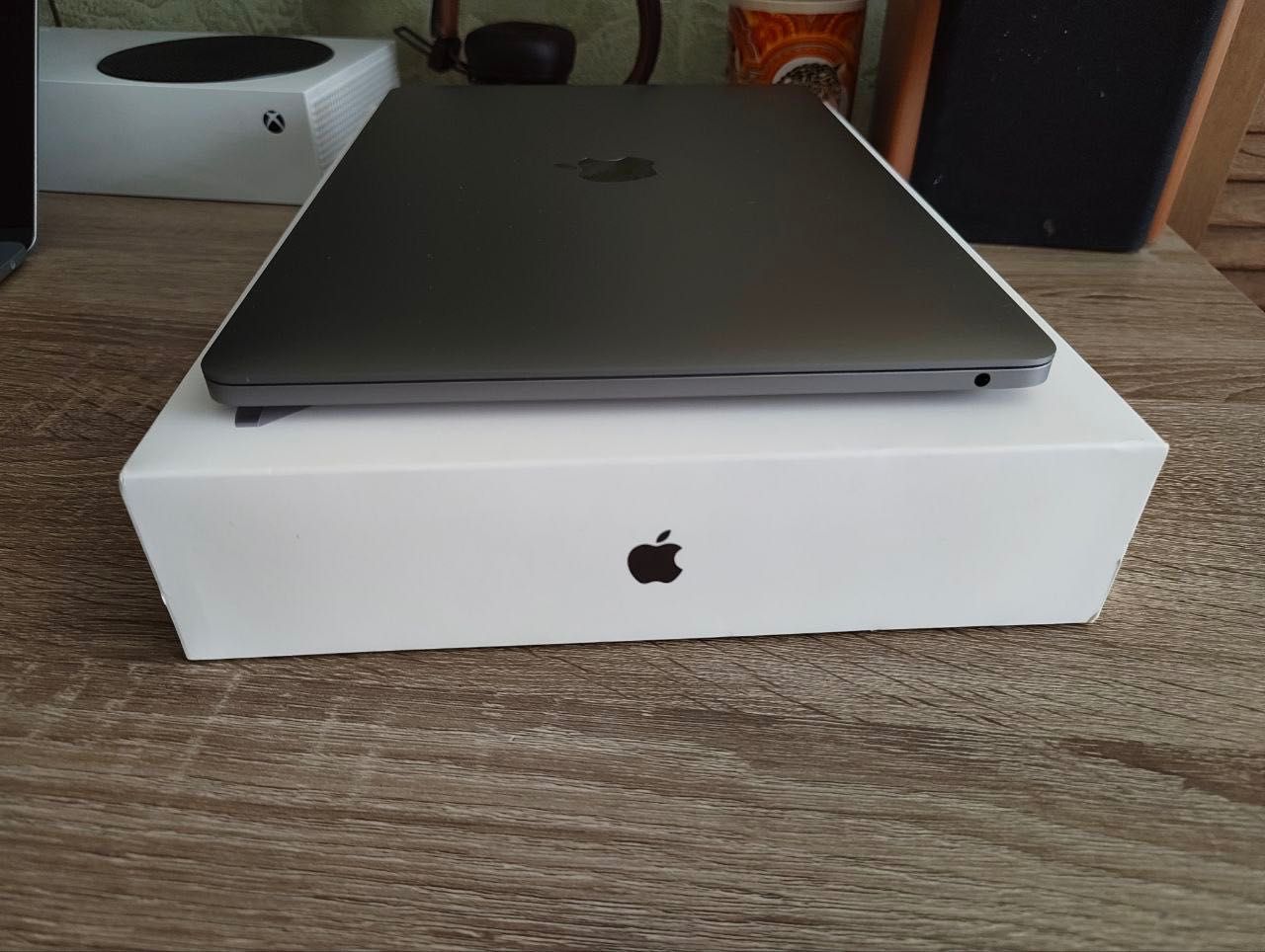 MacBook Pro13 m1 2020 8/256 space gray