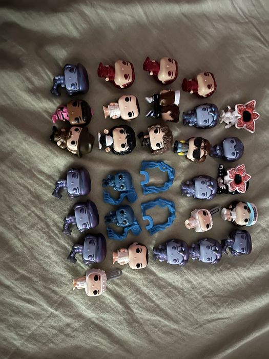 іграшки кіндер джой