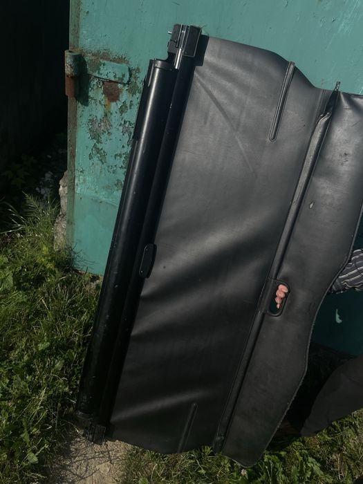 Продам Шторку Bmw e 61