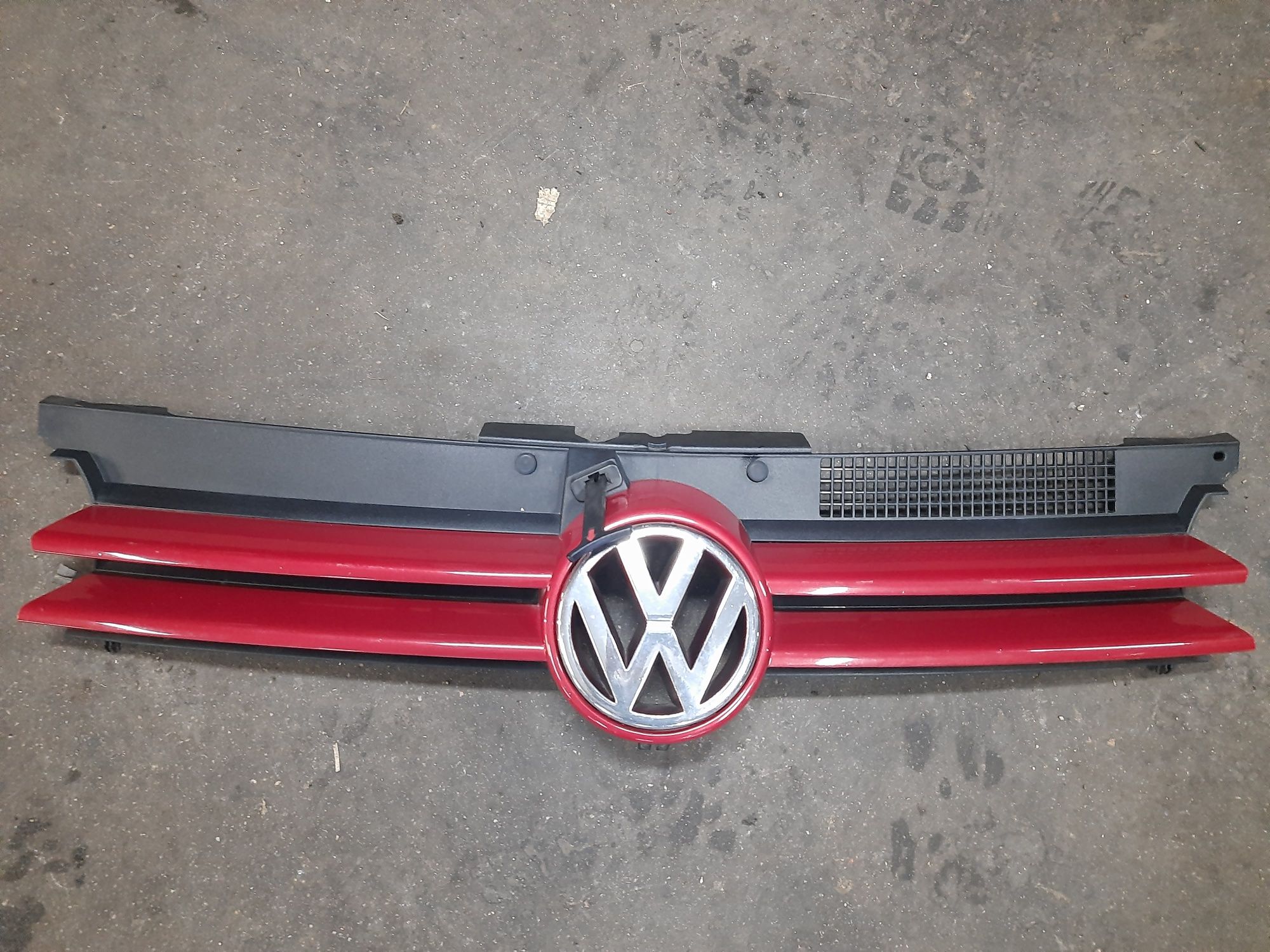 Atrapa Grill - Volkswagen Golf IV