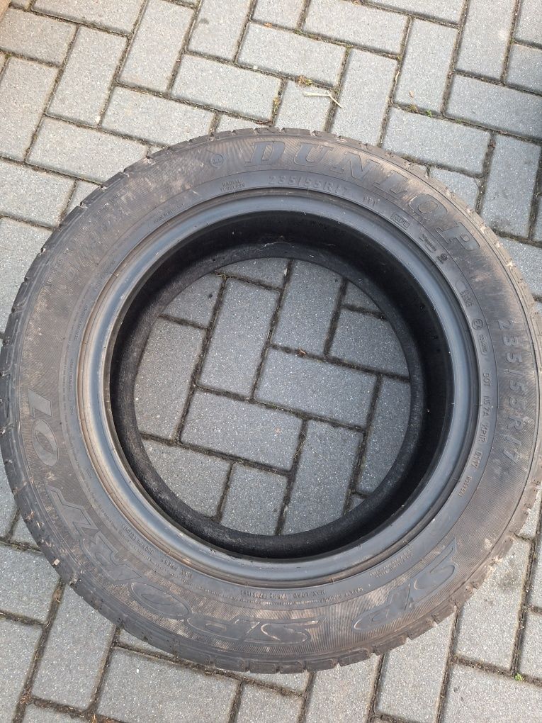 Cztery letnie opony 235/55 R17