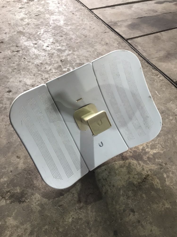 Антена LiteBeam M5 (LBE-M5-23) Wi-Fi