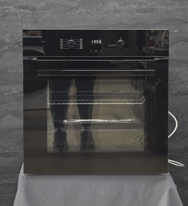 Духова шафа 2023р Miele®️ H2760-2B Чудовий стан Обсидіан Салазки