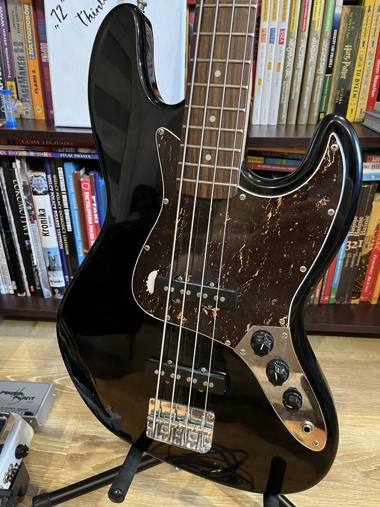 Gitara basowa Jazz Bass Jay Turser