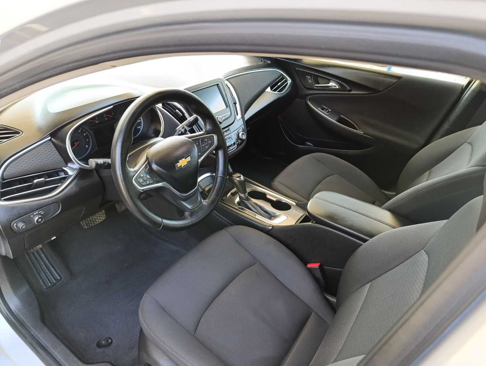 Chevrolet Malibu 2018 року 1,5 л./бензин