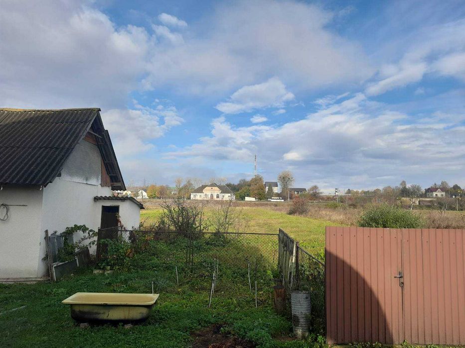 Продається будинок у Єзуполі, поруч Івано-Франківська