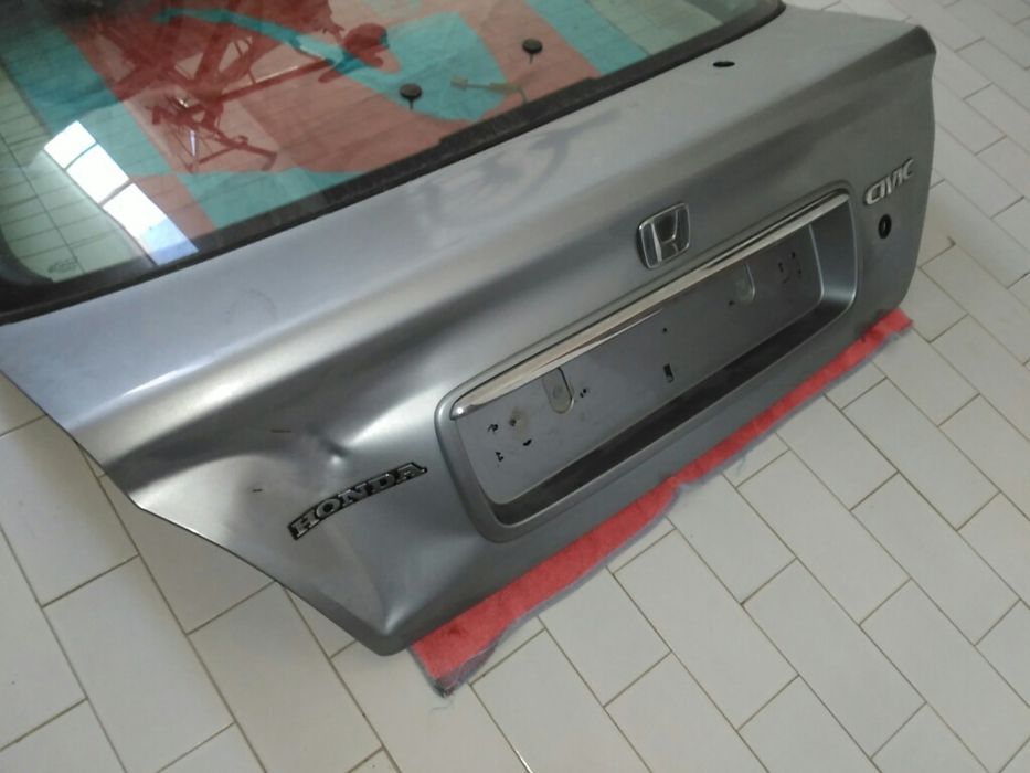 Porta tampa mala Honda civic 1997 5 portas