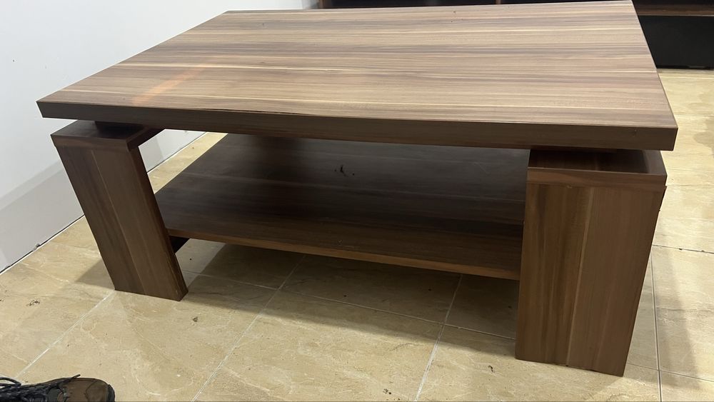 Movel de televisao mais mesa