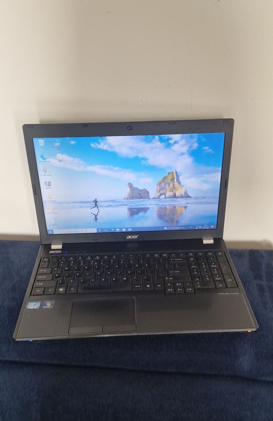 Laptop Acer i3 8 GB / 240 GB SSD