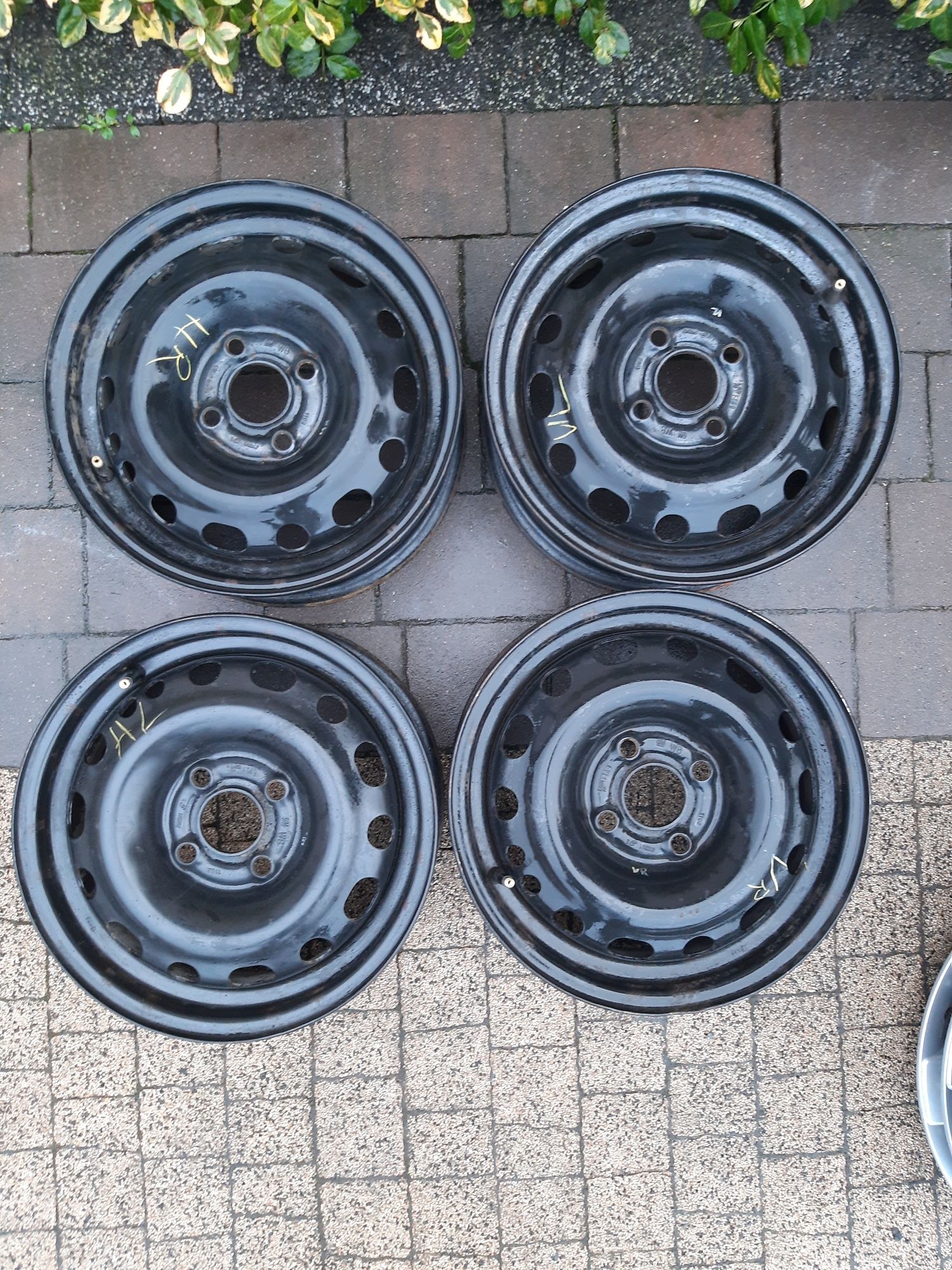 Felgi 14 Opel 4x100 5,5J et49