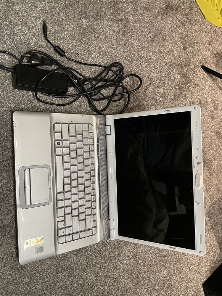 Laptop HP Pavilion DV6700 + zasilcz, uszkodozny na części
