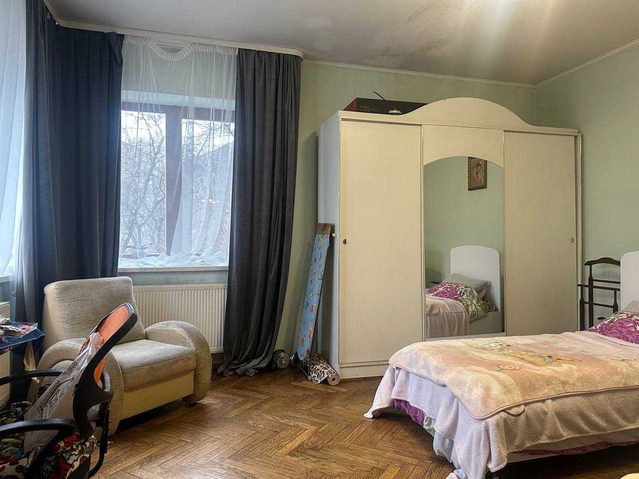 Приватний будинок р-н парку