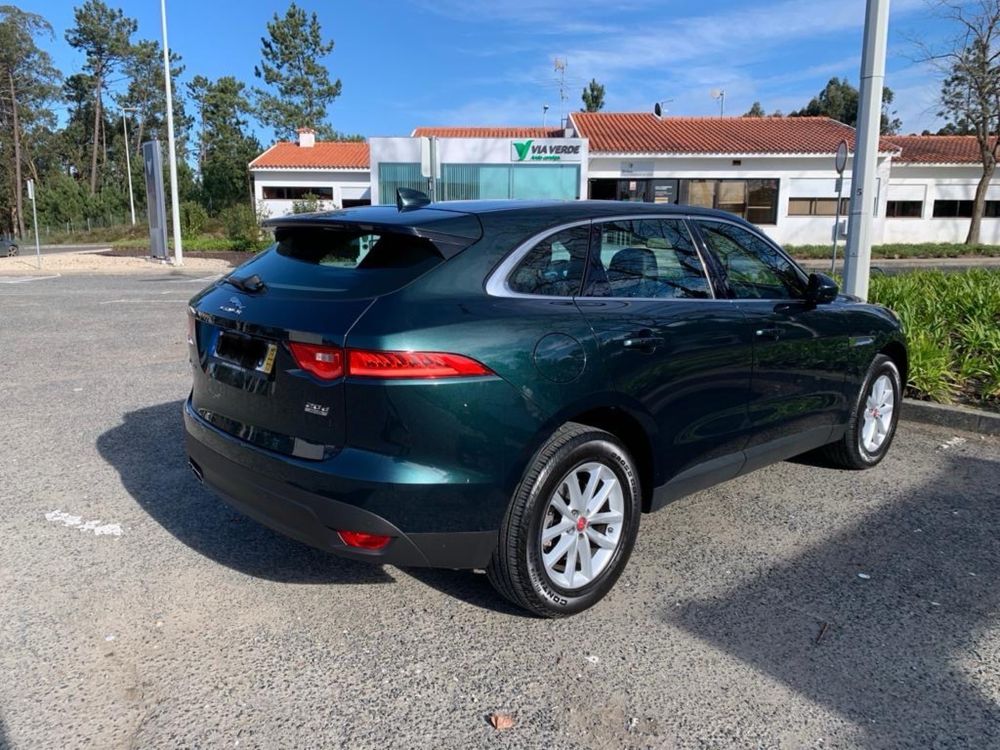 Jaguar F Pace - 2016