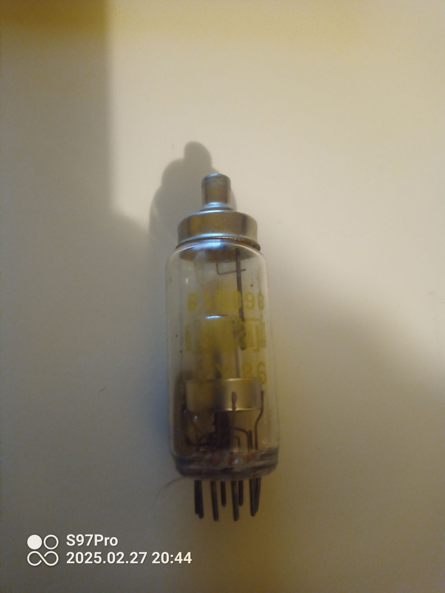 8 lamp elektronowych RFT EY86 używane