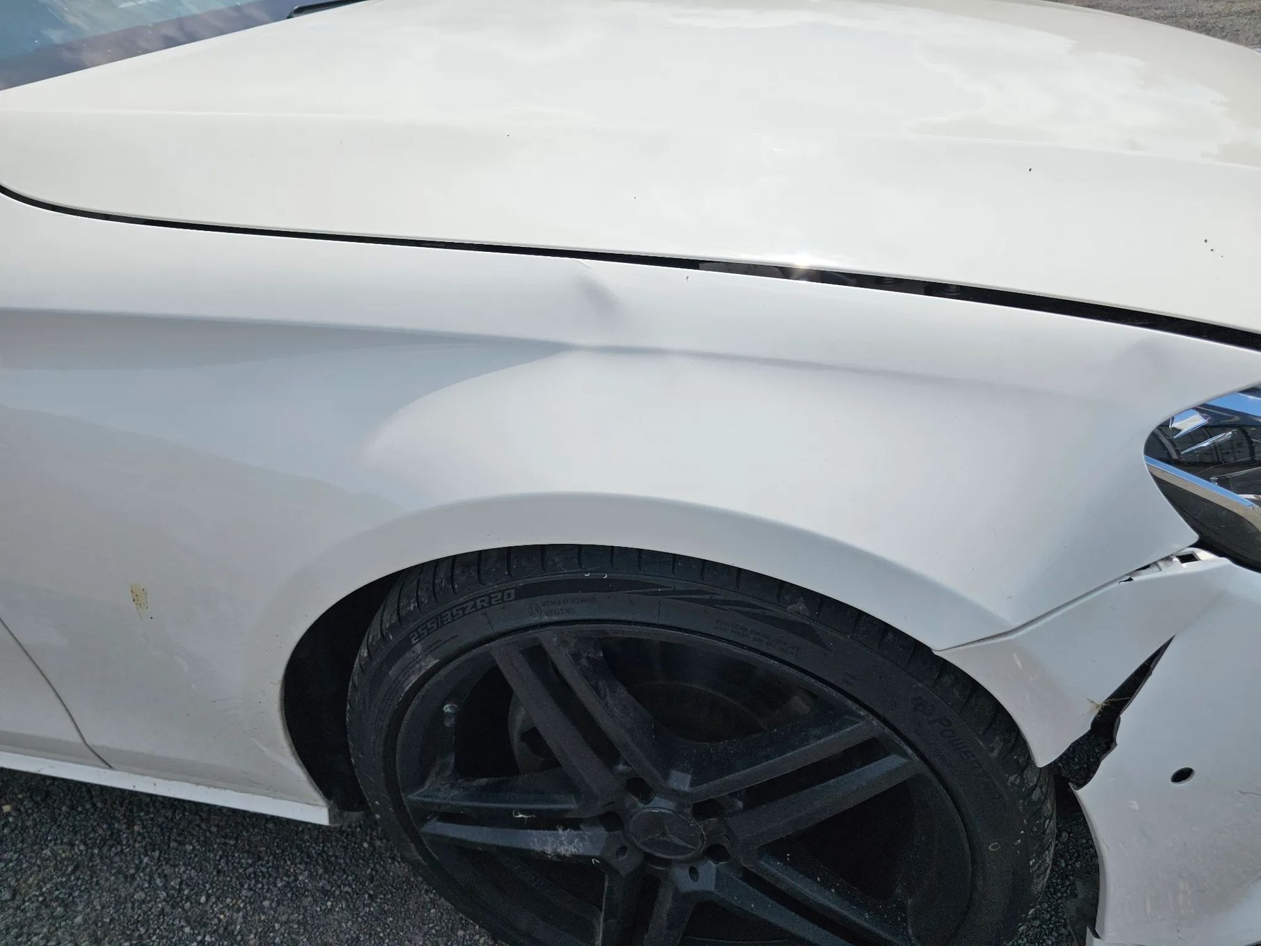 Mercedes-Benz Klasa E E220d Avantgarde, lekko uszkodzona