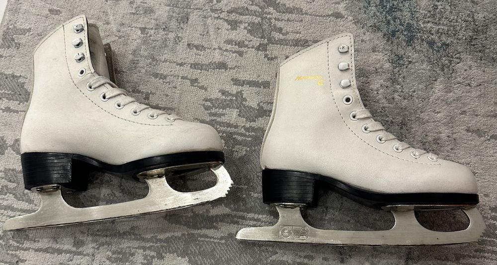 Ковзани Graf Montana розмір 31