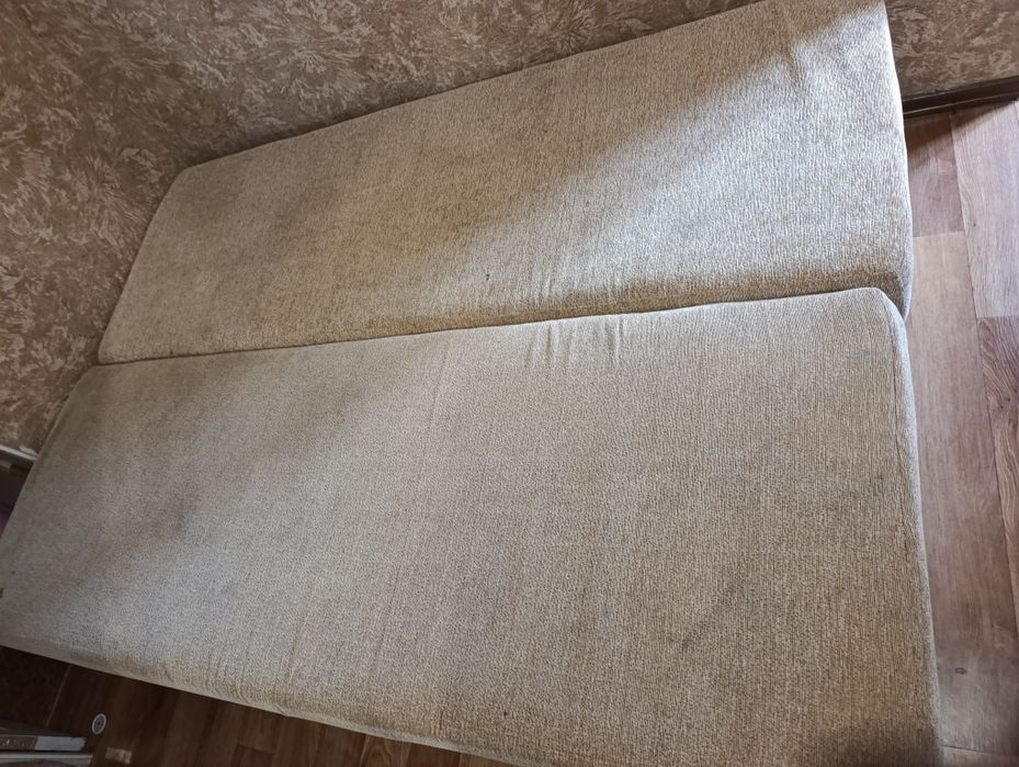 Диван в хорошем состоянии