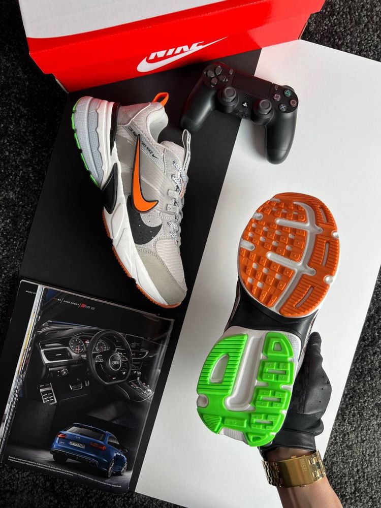 Чоловічі кросівки найк рантек Nike C2K Run Runtekk Light Grey [41-45]