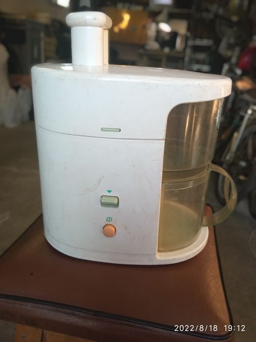 Соковижималка невеличка "Філіпс", для дітей.