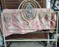 Cama antiga de Grades