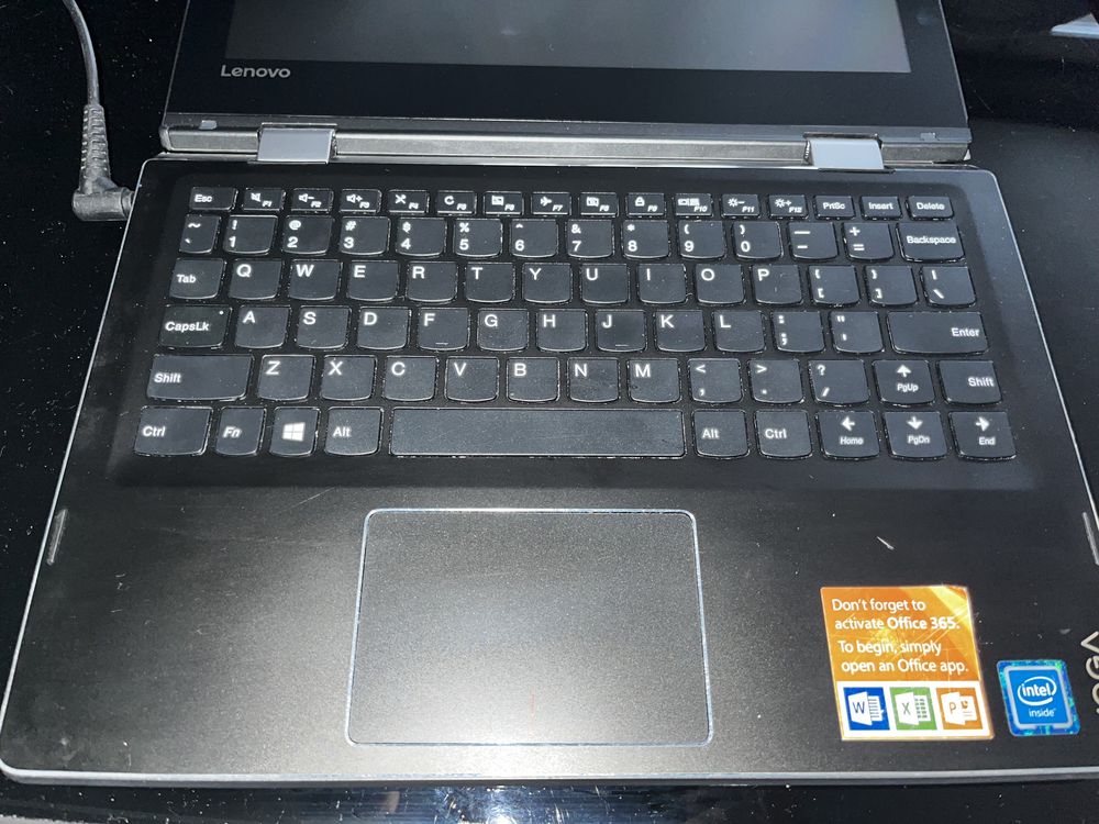 Lenovo yoga laptop z dotykowym ekranem