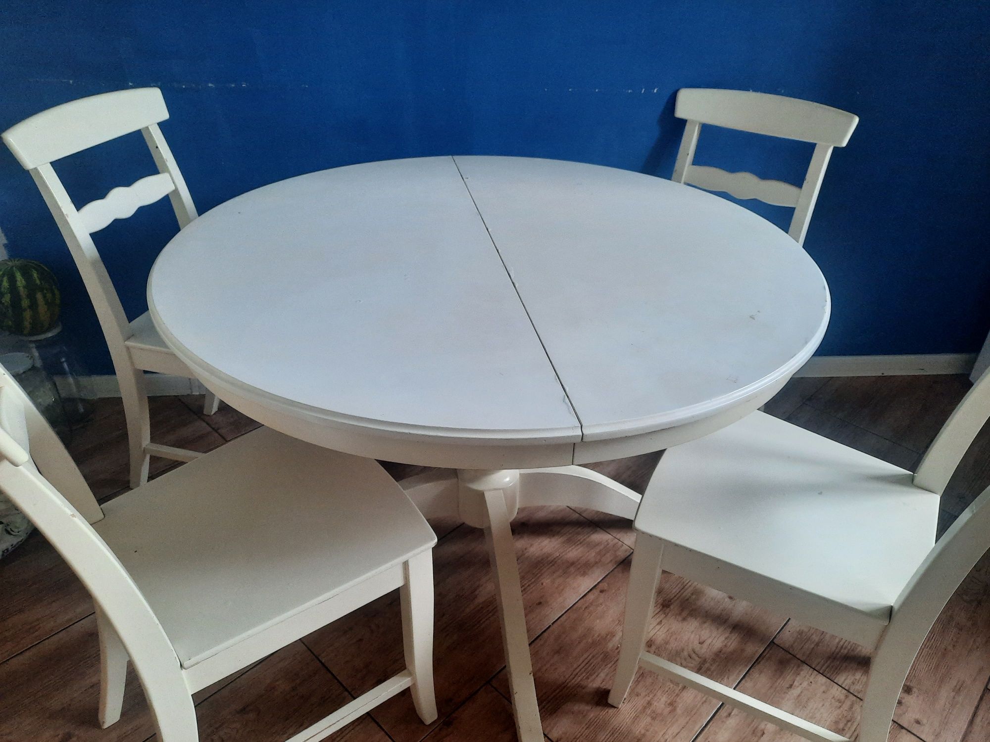 Stol Ikea plus krzesla