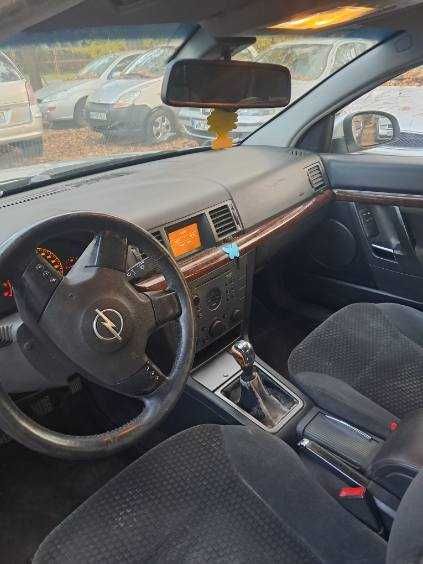 Opel Vectra 1.8 B z gazem 2002r 3450 zł