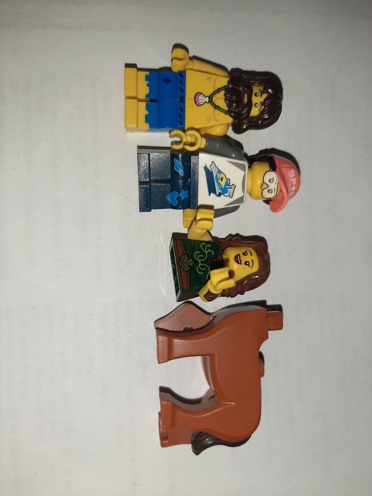 Lego minifigures