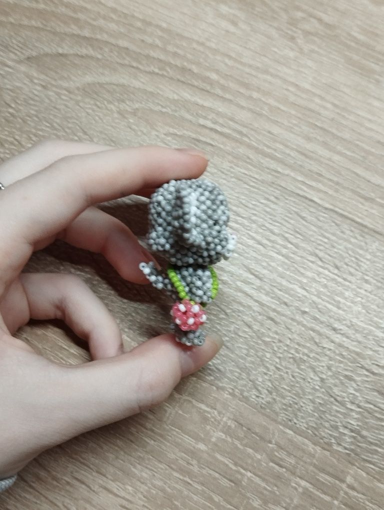 кіт лукас з бісеру