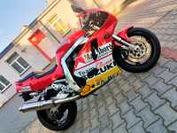 Suzuki GSX-R 750W  kultowy klasyk