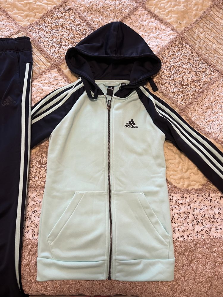 Костюм спортивний жіночий Adidas