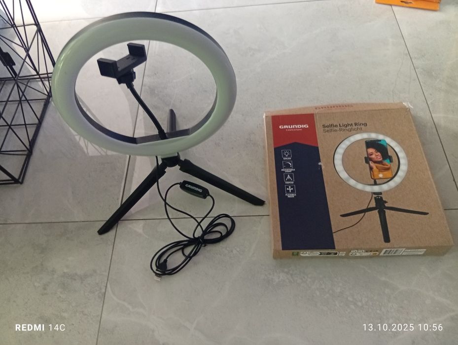 Lampa do selfie.Nowa .Cena 40 zł