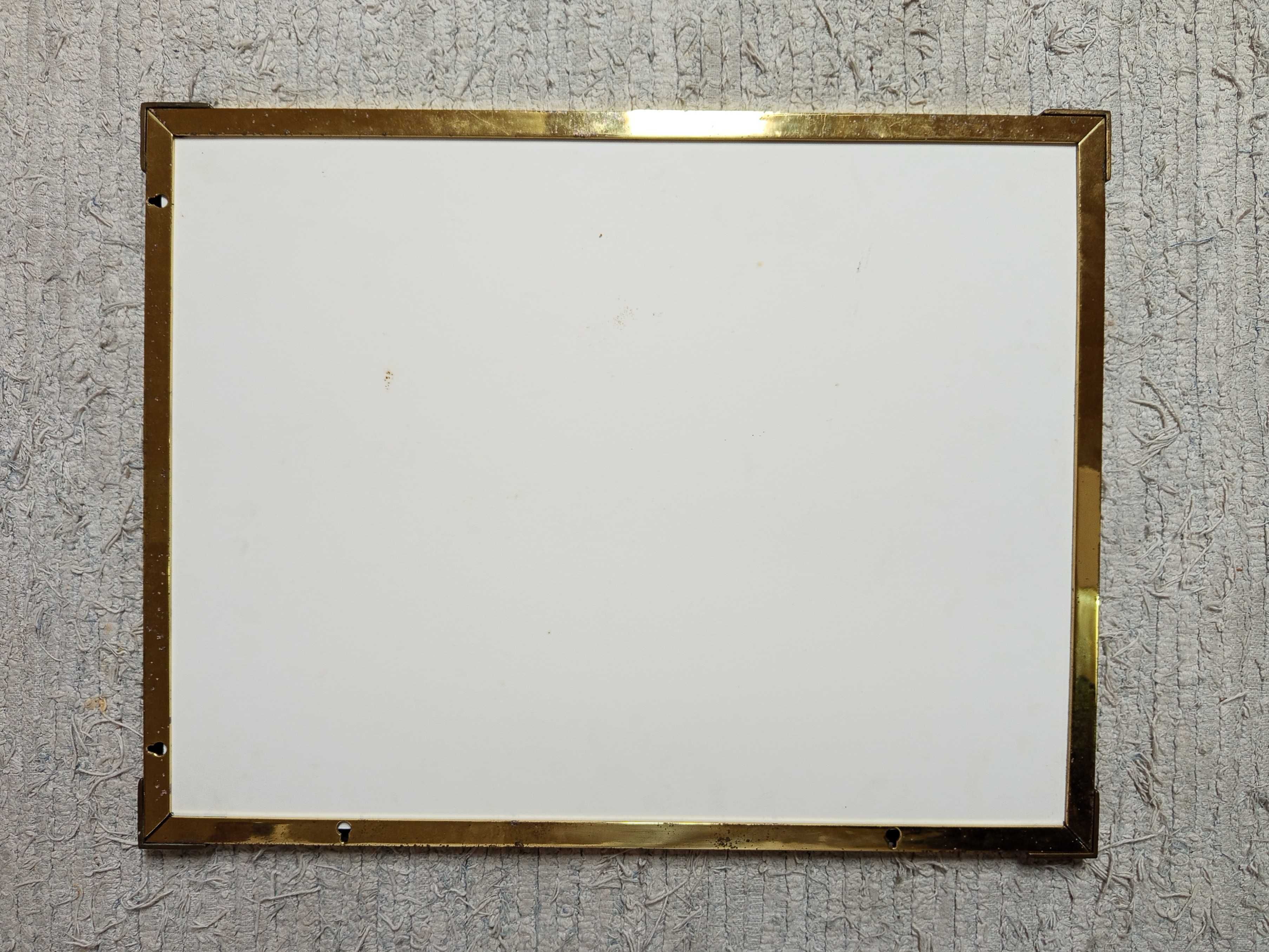 Moldura metálica dourada c/ vidro 67x44 cm p/ espelho ou quadros
