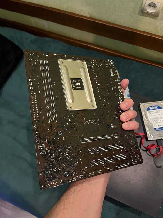 AMD Athlon II X2 270, БП VINGA400, ASUS m5a78l-m le, SamsungDD3 4 1600