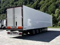 Schmitz Cargobull Chłodnia // 2010 Rok // 2 osie podnoszone // Doppelstock // Kosz paletowy //