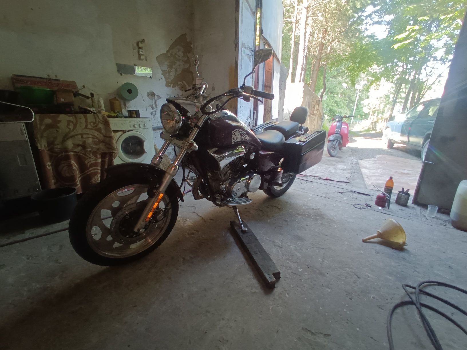 Мотоцикл дорожній 250