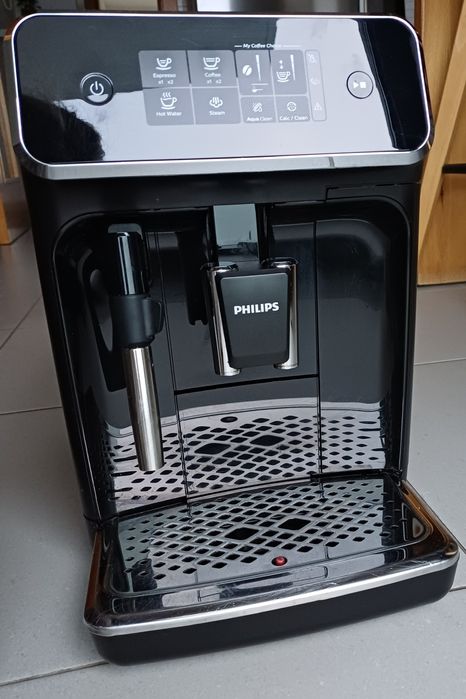 Máquina de Café Automática PHILIPS Serie 2200 EP2224/10 (15 Bar)