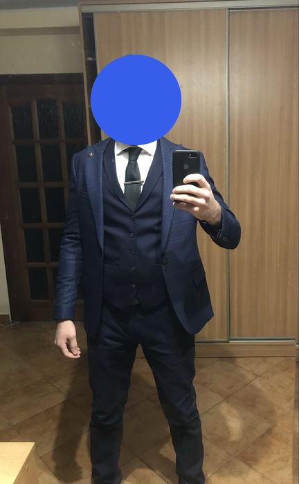 Костюм чоловічий трійка