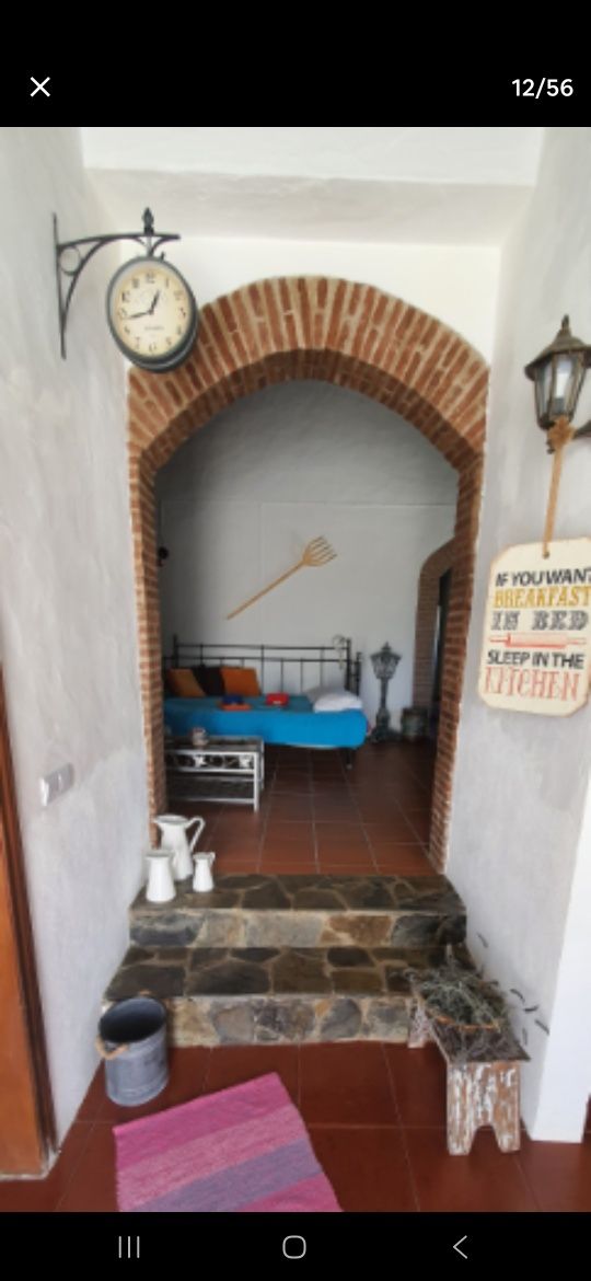 Moradia com piscina totalmente equipada