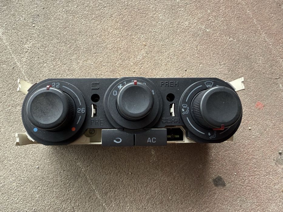 Panel klimatyzacji Seat Ibiza 6l