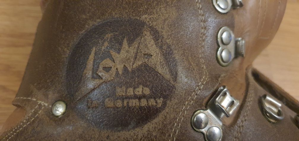Lowa. Made in Germany. 43р. Взуття для альпіністів. 1950x