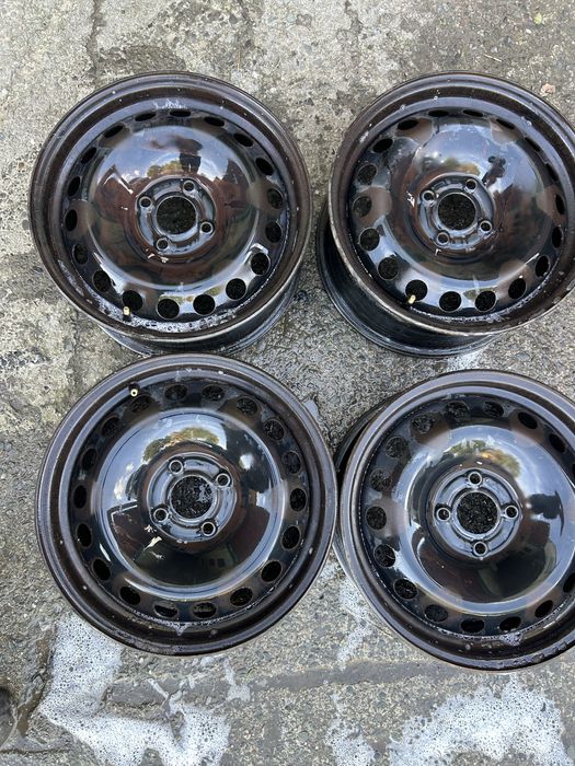 Felgi stalowe 15 cali 4x100 et 45 sr piasty 60.1 renault