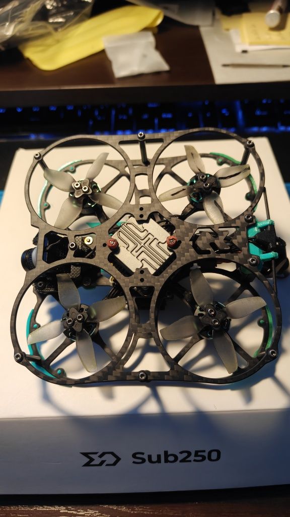 SUB250 HUMA20 Dron fpv elrs 2.4 Vista caddxfpv