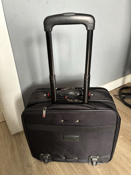 Wenger walizka pilotka na kółkach
