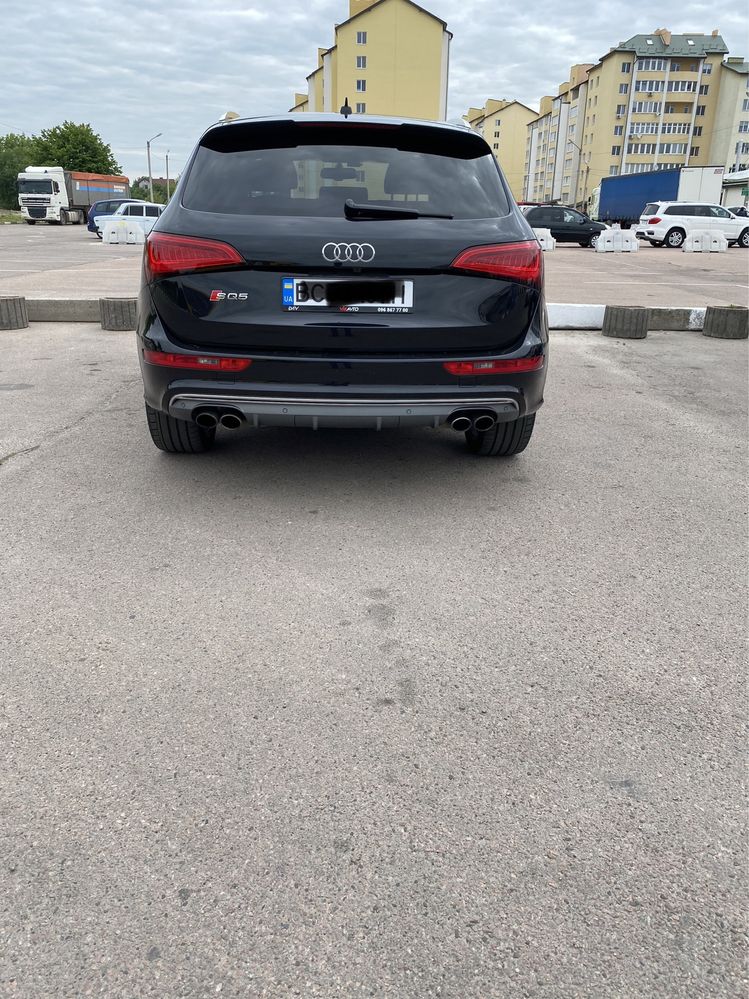 Audi SQ 5.   354 hp. Q5